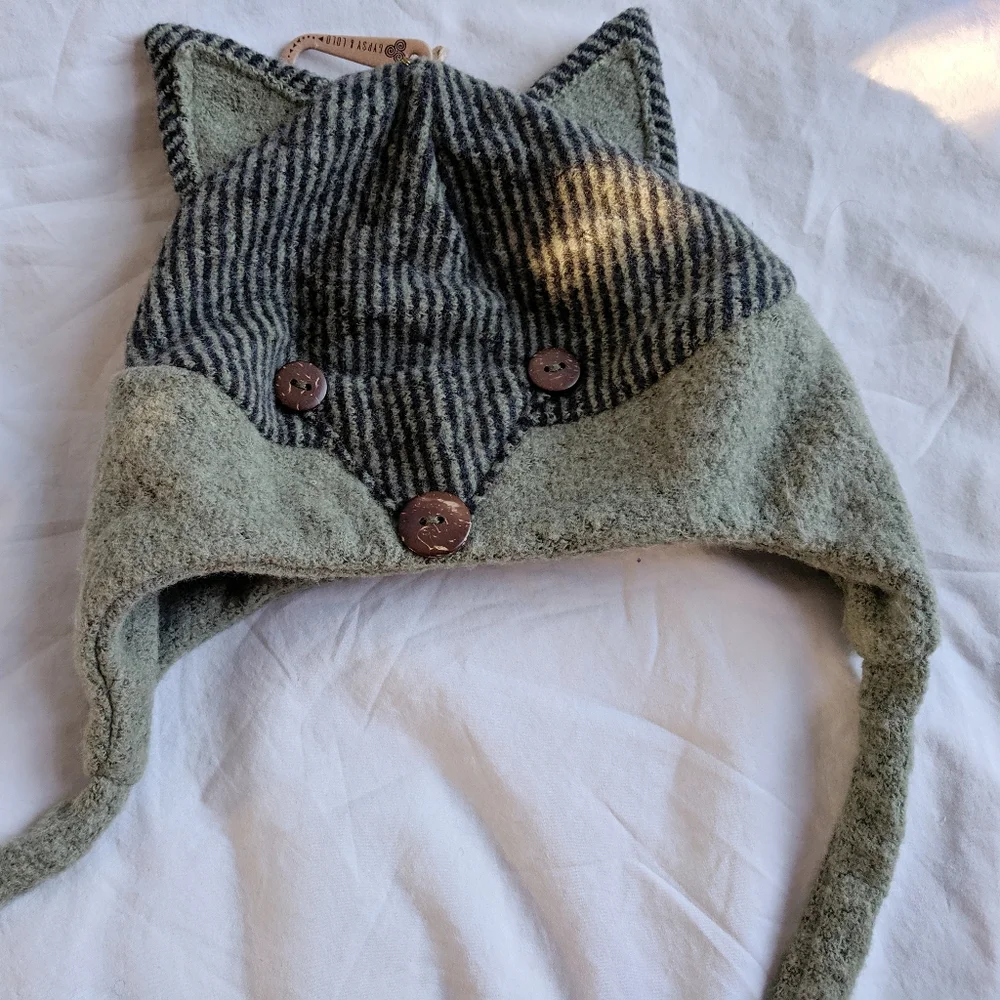 NWT Gypcy and Lolo Foxy hat size S/M